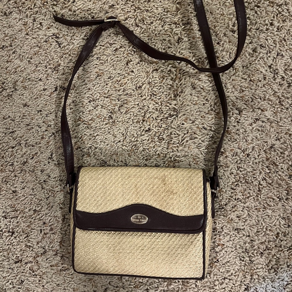 Vintage Elegant Atienne Aigner Shoulder Purse Brown
